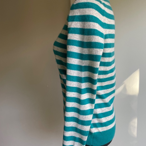 Cashmere Stripe Sweater Fitted - Picture 6 of 7